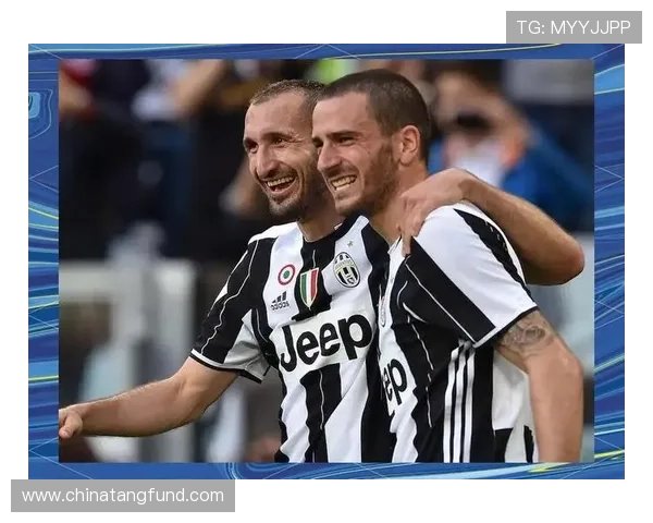 足球明星博鲁奇的传奇之路与辉煌成就揭秘