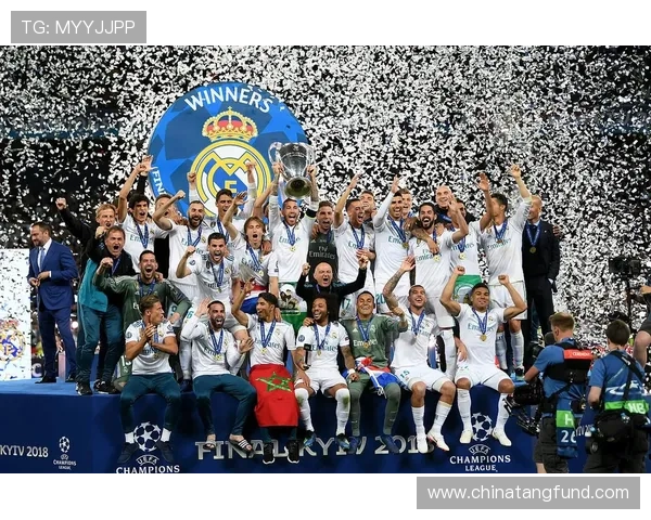 足球明星华丽转身瞬间展现不同风采的精彩图片合集